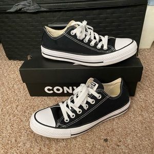 Converse Low Tops